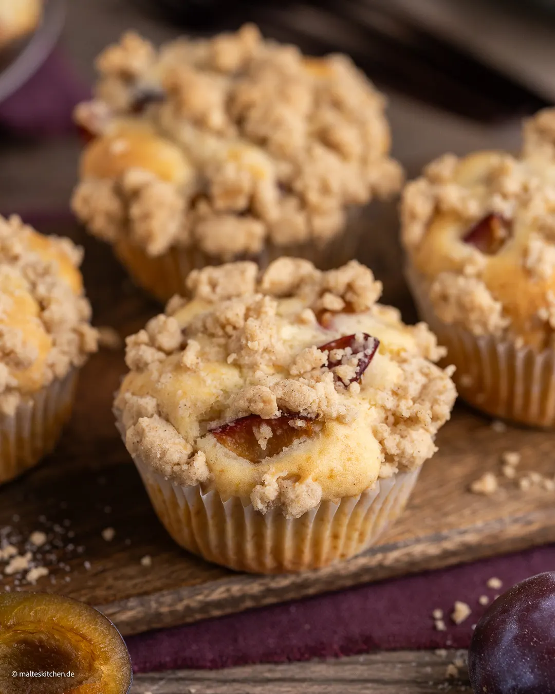 Juteux et délicieux - muffins aux prunes