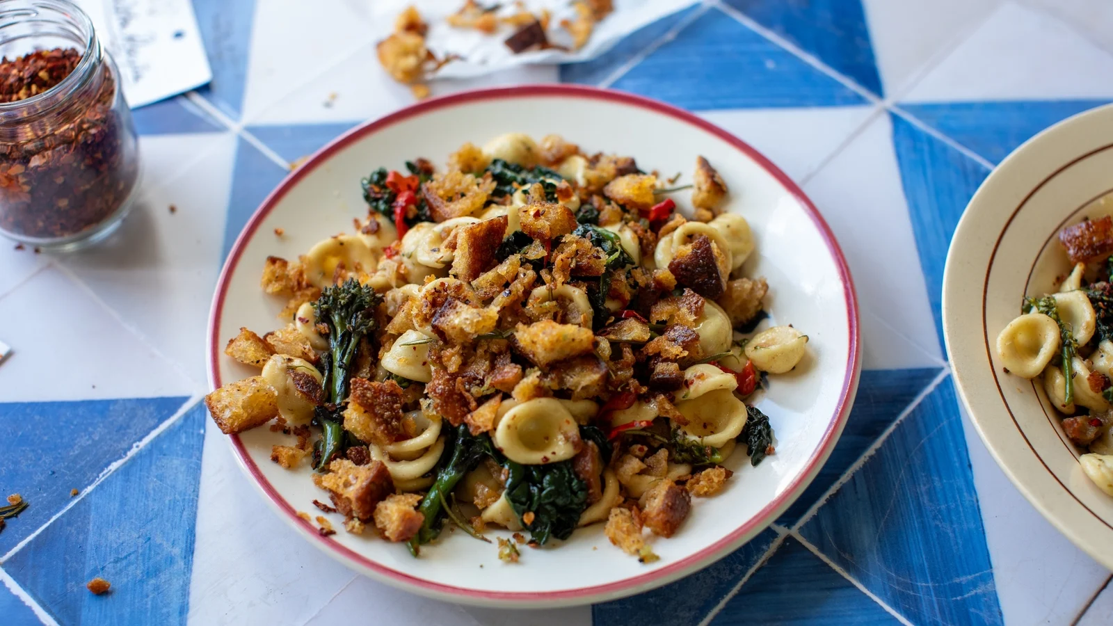 Cuisine italienne de Donal : Orecchiette aux légumes verts et pangratto épicé