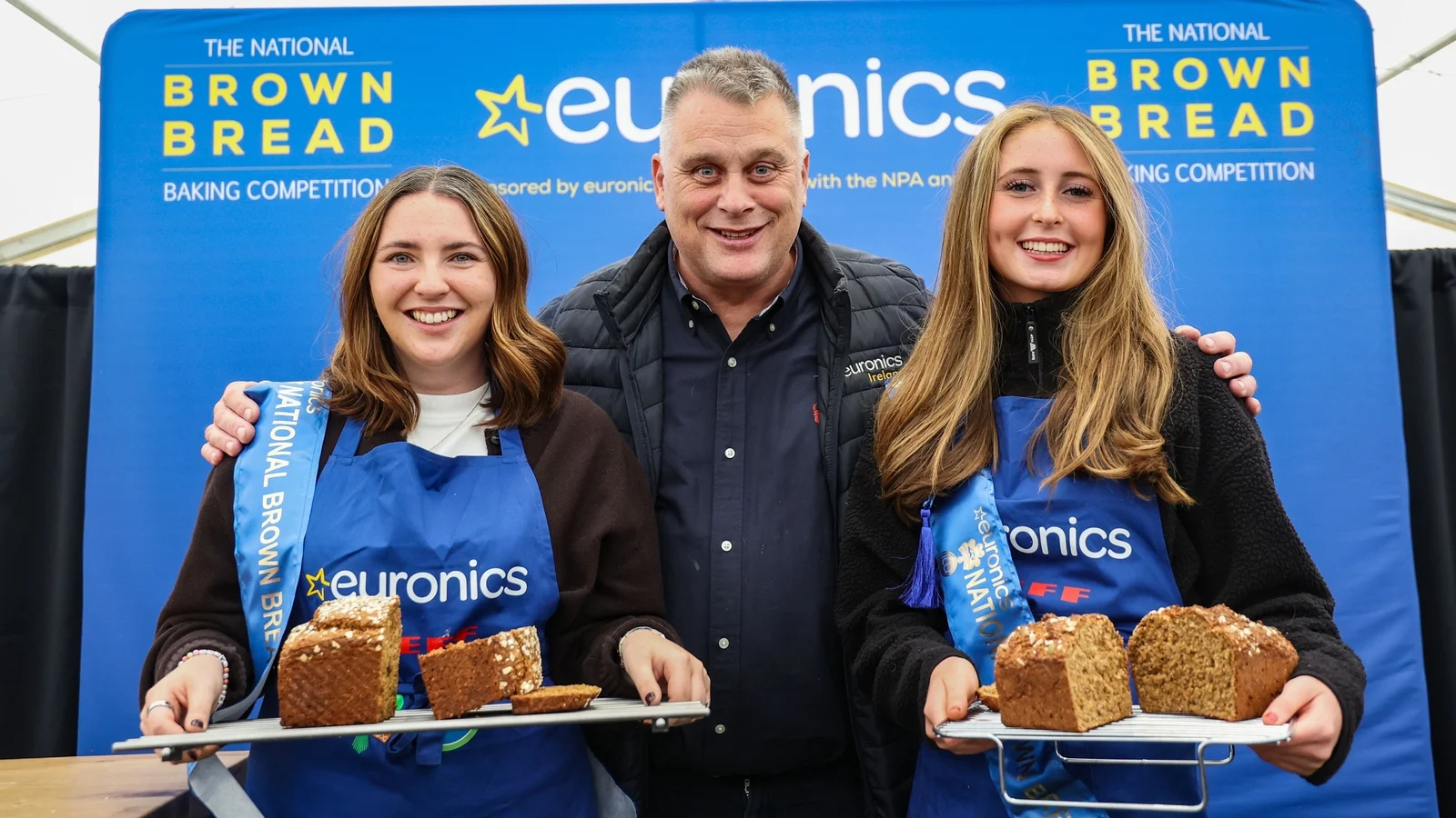 Breadwinners - Le duo de Dublin remporte les couronnes nationales de pâtisserie et la pâte
