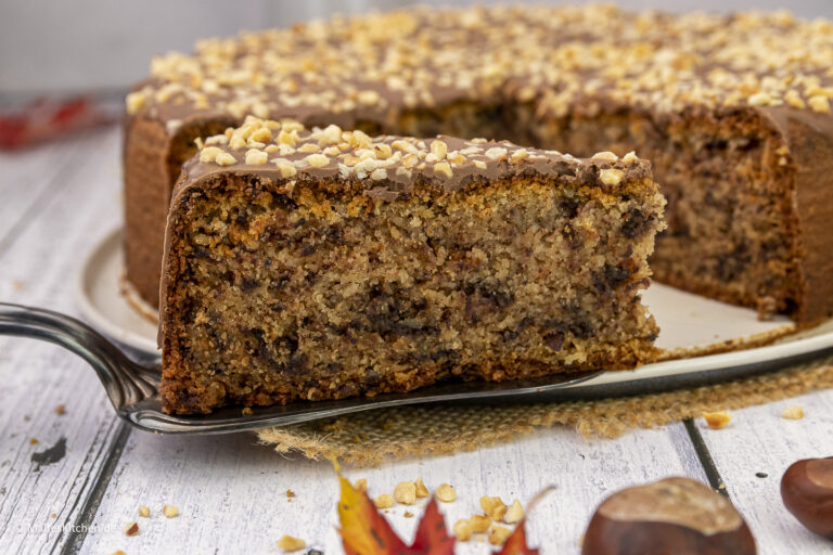 Gâteau aux noix selon la recette de grand-mère | juteux et glacé