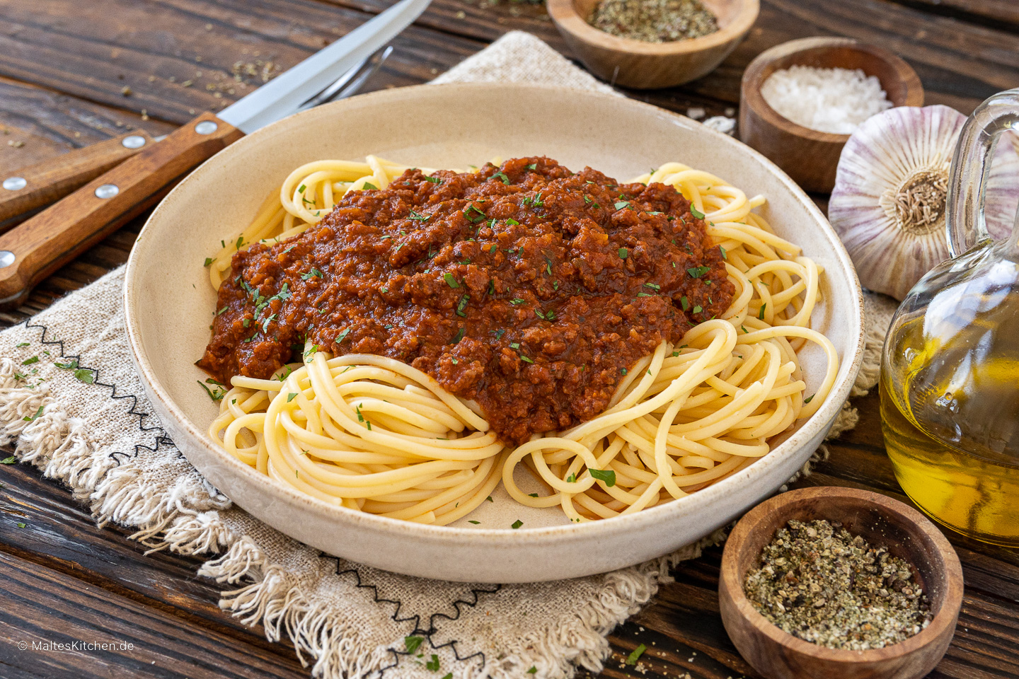 Spaghettis à la bolognaise – simples, italiens et délicieux !