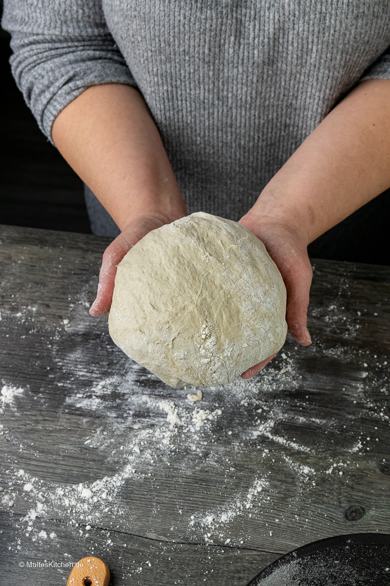 Miche de pain pour la croûte de yaourt.